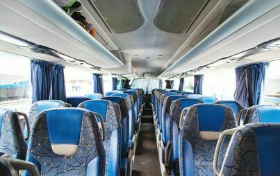 Zdjęcie do Informacja o bezpłatnym transporcie w dniu wybor&oacute;w do Sejmu RP i do Senatu RP oraz referendum og&oacute;lnokrajowego zarządzonych na dzień 15 października 2023 r.